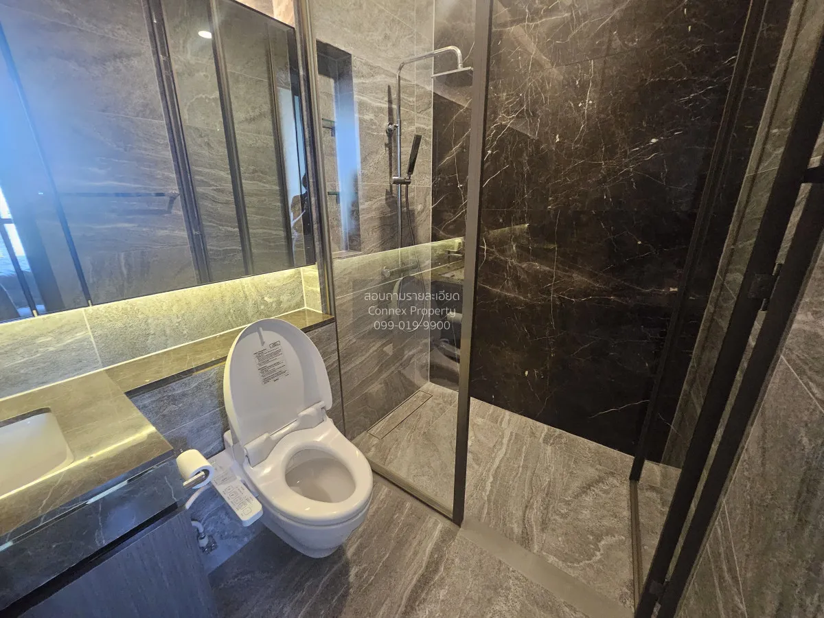 For Rent Condo , The Esse Sukhumvit 36 , nice view , high floor ,