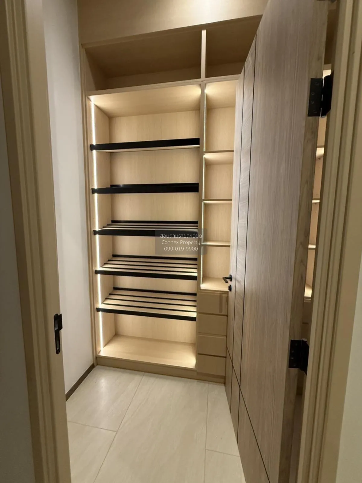 เช่าบ้าน  ศิรนินทร์ เรสซิเดนเซส พัฒนาการ MRT-กลันตัน (สายสีเหลือง