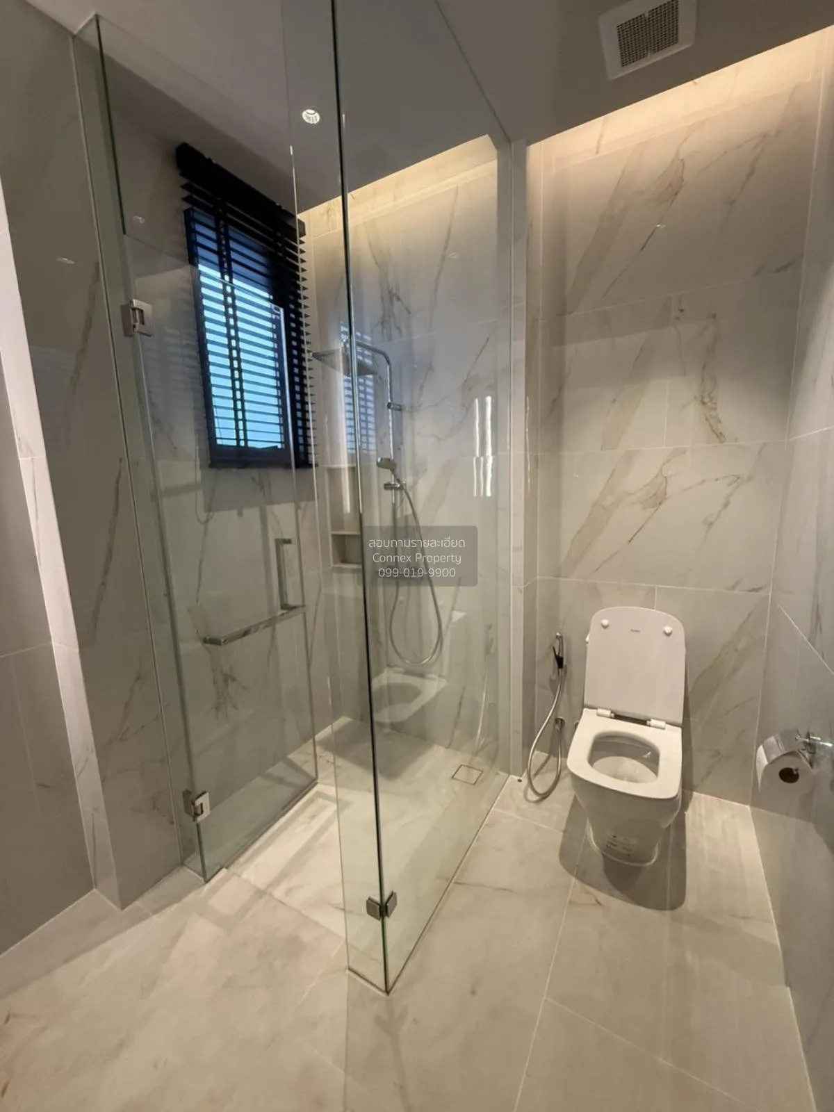 เช่าบ้าน  ศิรนินทร์ เรสซิเดนเซส พัฒนาการ MRT-กลันตัน (สายสีเหลือง