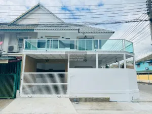 For Sale Townhouse/Townhome  , Pruksa 30 Baan Kluay-Sai Noi , newly renovated , Phimonrat , Bang Bua Thong , Nonthaburi , CX-124430