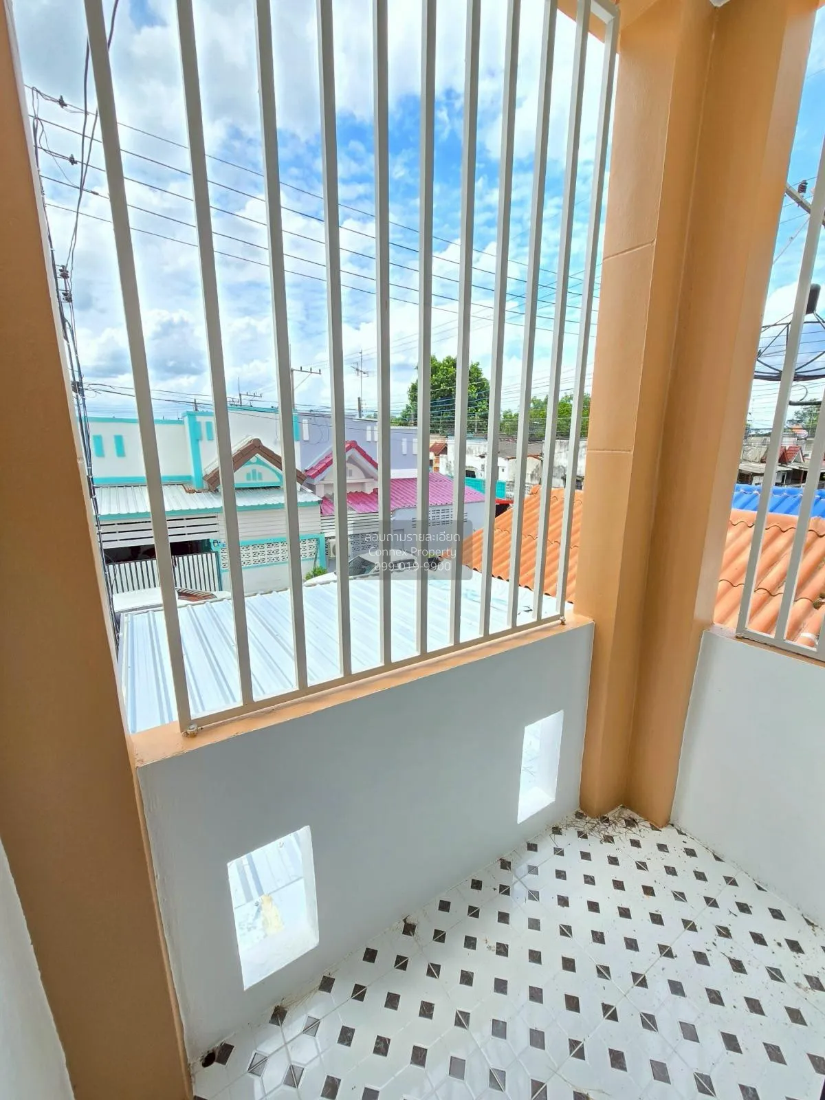 For Sale Townhouse/Townhome  , Baan Saengtawan , Bueng Nam Rak , 