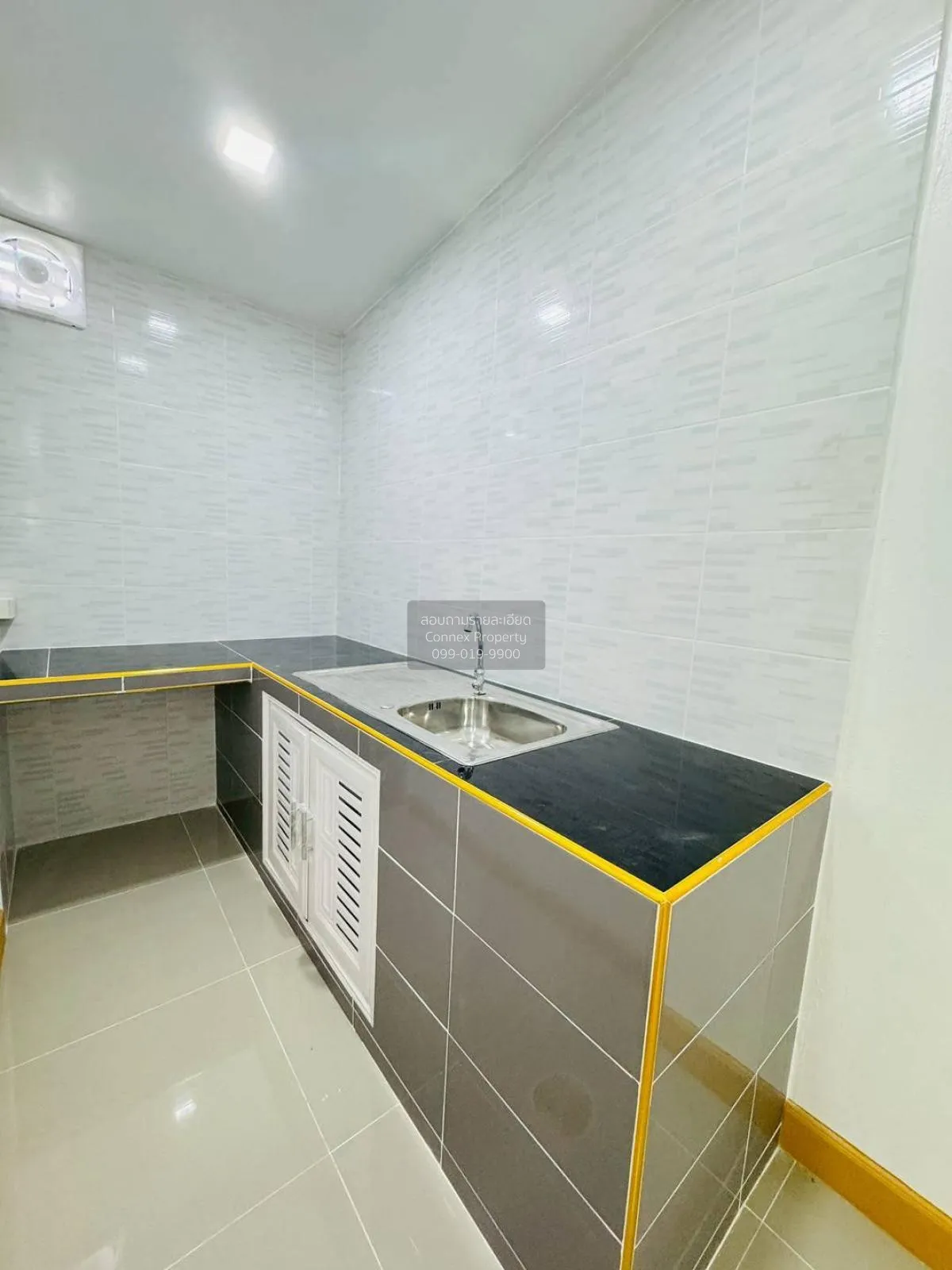 ขายทาวน์เฮ้าส์/ทาวน์โฮม  ดิเอมเมอรัลด์ พาร์ค 3 บางพลับ ปากเกร็ด น