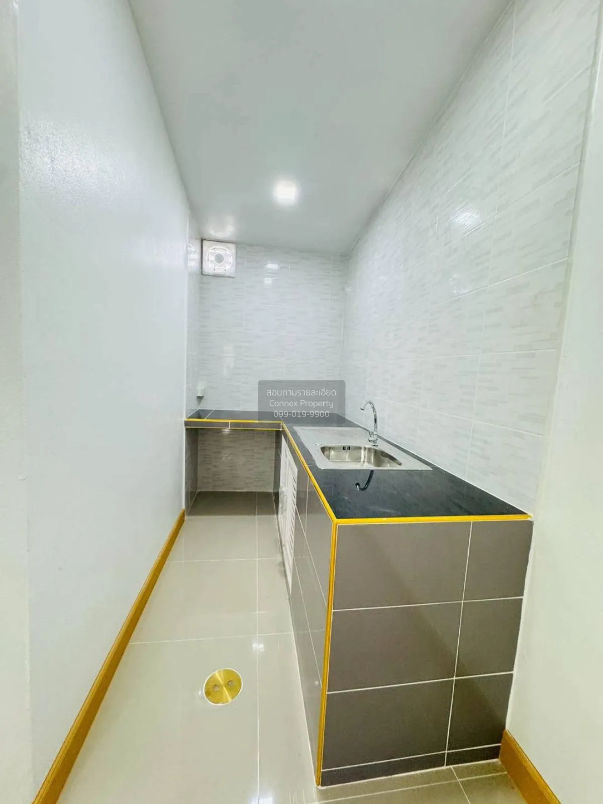 ขายทาวน์เฮ้าส์/ทาวน์โฮม  ดิเอมเมอรัลด์ พาร์ค 3 บางพลับ ปากเกร็ด น