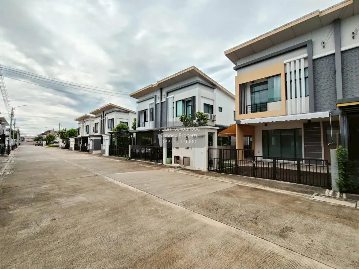 For Sale Townhouse/Townhome  , The Trust Ratchaphruek-Rattanathib 2