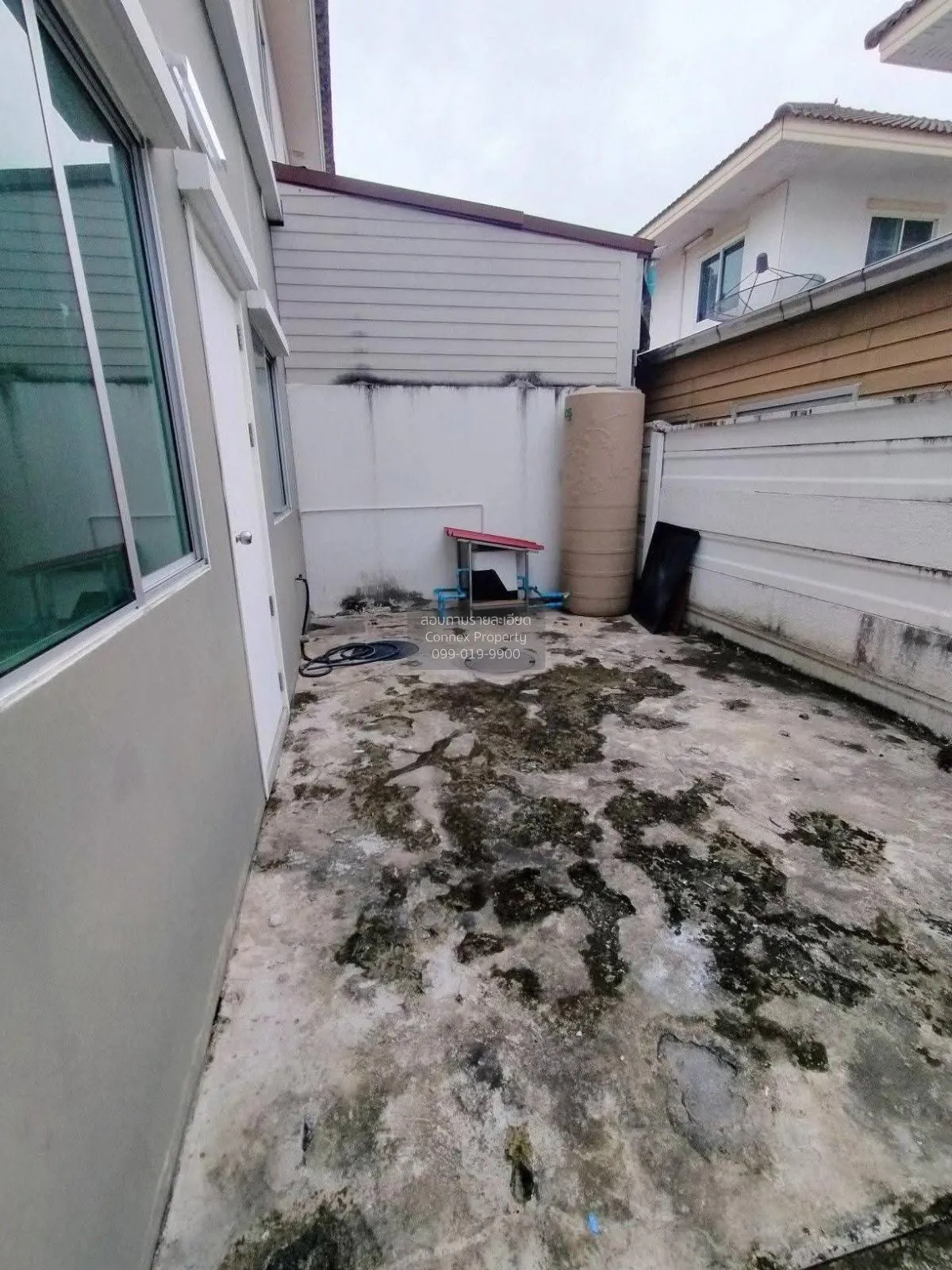 For Rent Commercial Building , Pruksa Ville 91/1 , wide frontage 