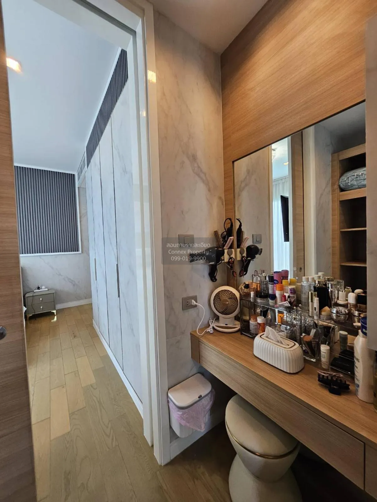 ขายคอนโด  รีเฟล็คชั่น จอมเทียนบีช พัทยา วิวสวย ชั้นสูง ห้องมุม วิ