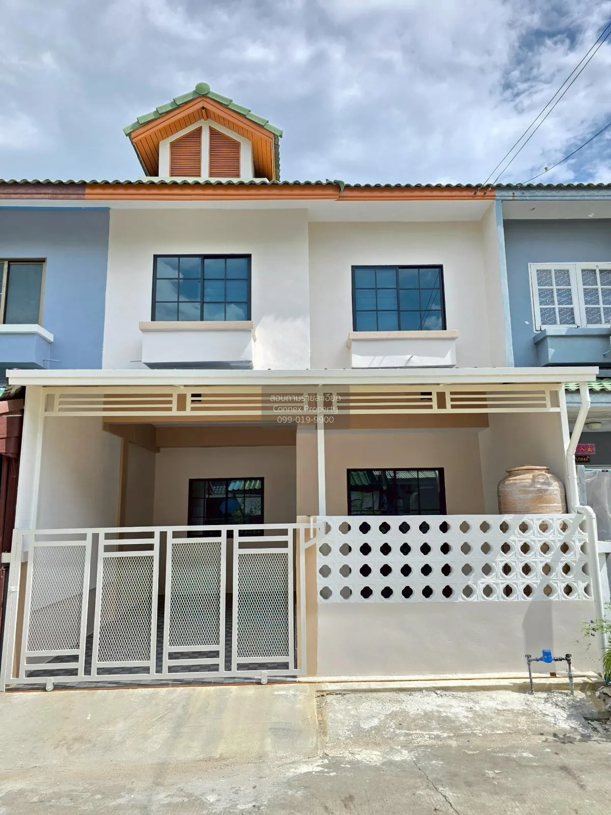 For Sale Townhouse/Townhome  , Narisara khong 11 , Bueng Nam Rak  1