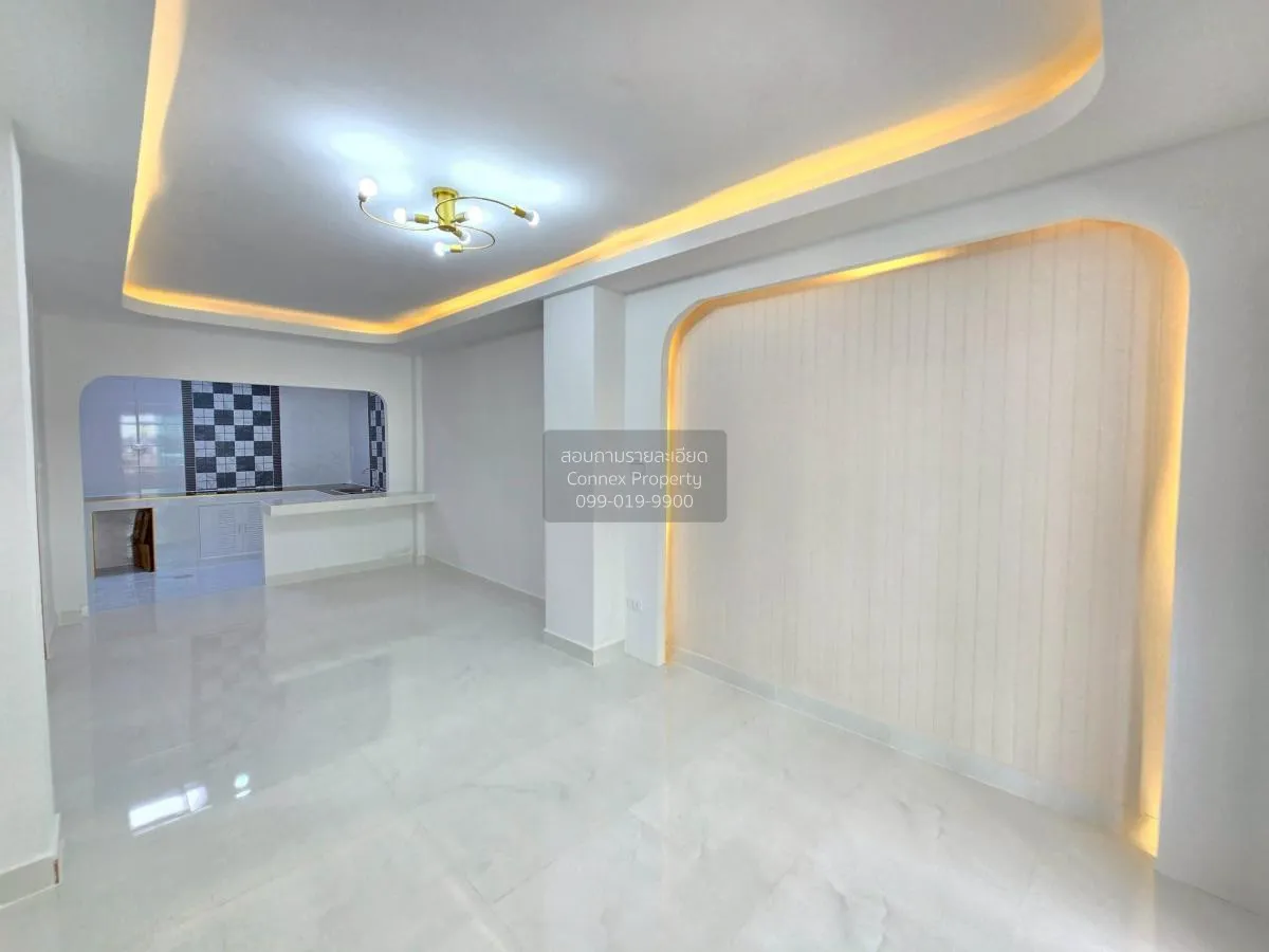 For Sale Townhouse/Townhome  , Narisara khong 11 , Bueng Nam Rak 