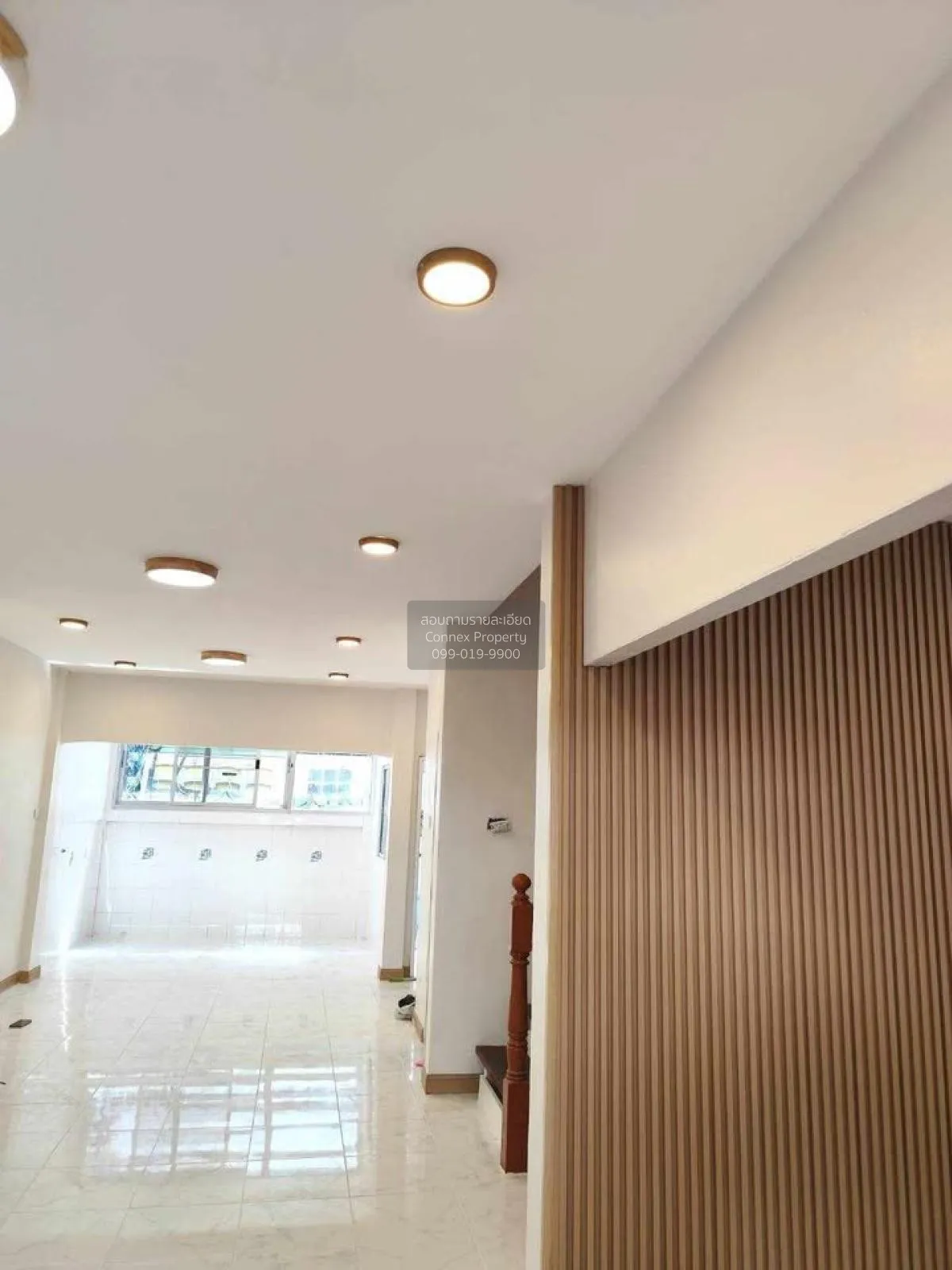 ขายทาวน์เฮ้าส์/ทาวน์โฮม  บ้านวรารักษ์ รามอินทรา MRT-เศรษฐบุตรบำเพ