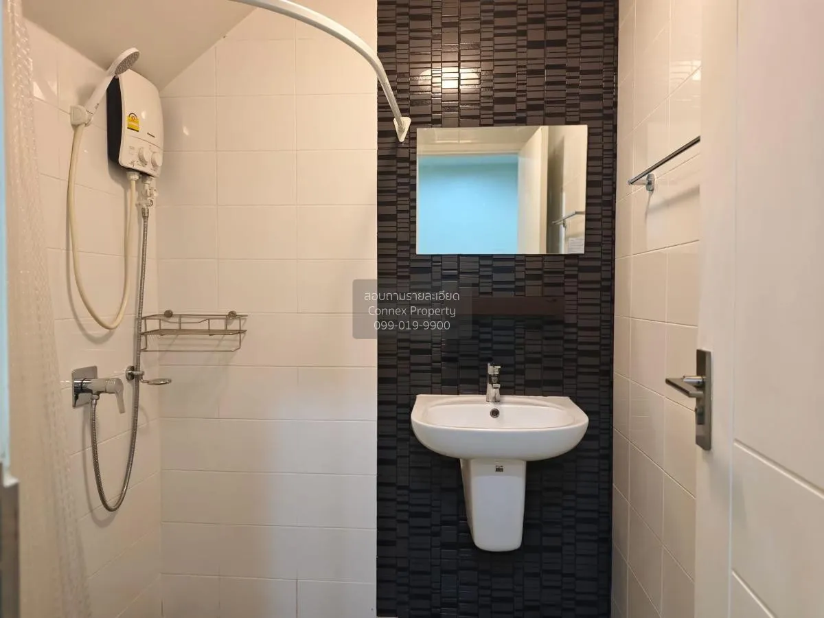 For Rent Townhouse/Townhome  , PLEX BANGNA , wide frontage , newl