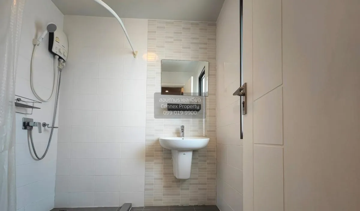 For Rent Townhouse/Townhome  , PLEX BANGNA , wide frontage , newl