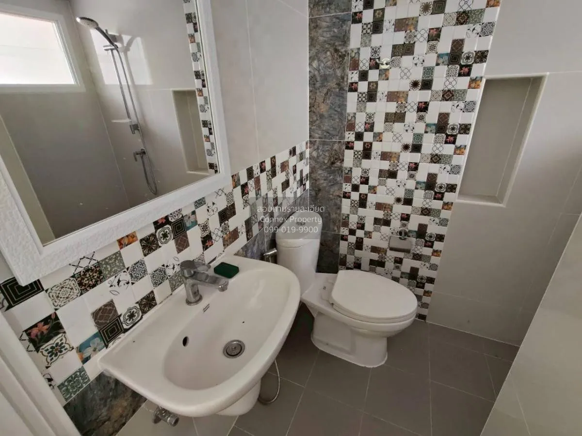 ขายทาวน์เฮ้าส์/ทาวน์โฮม  โกลเด้น ทาวน์ บางนา กม.5 บางแก้ว บางพลี 