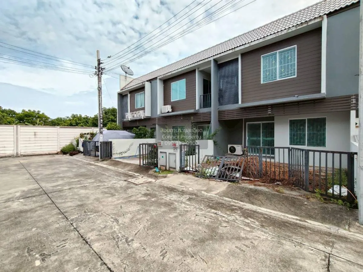 ขายทาวน์เฮ้าส์/ทาวน์โฮม  อารียา เดอะคัลเลอร์ ไทรน้อย หน้ากว้าง ไท 3