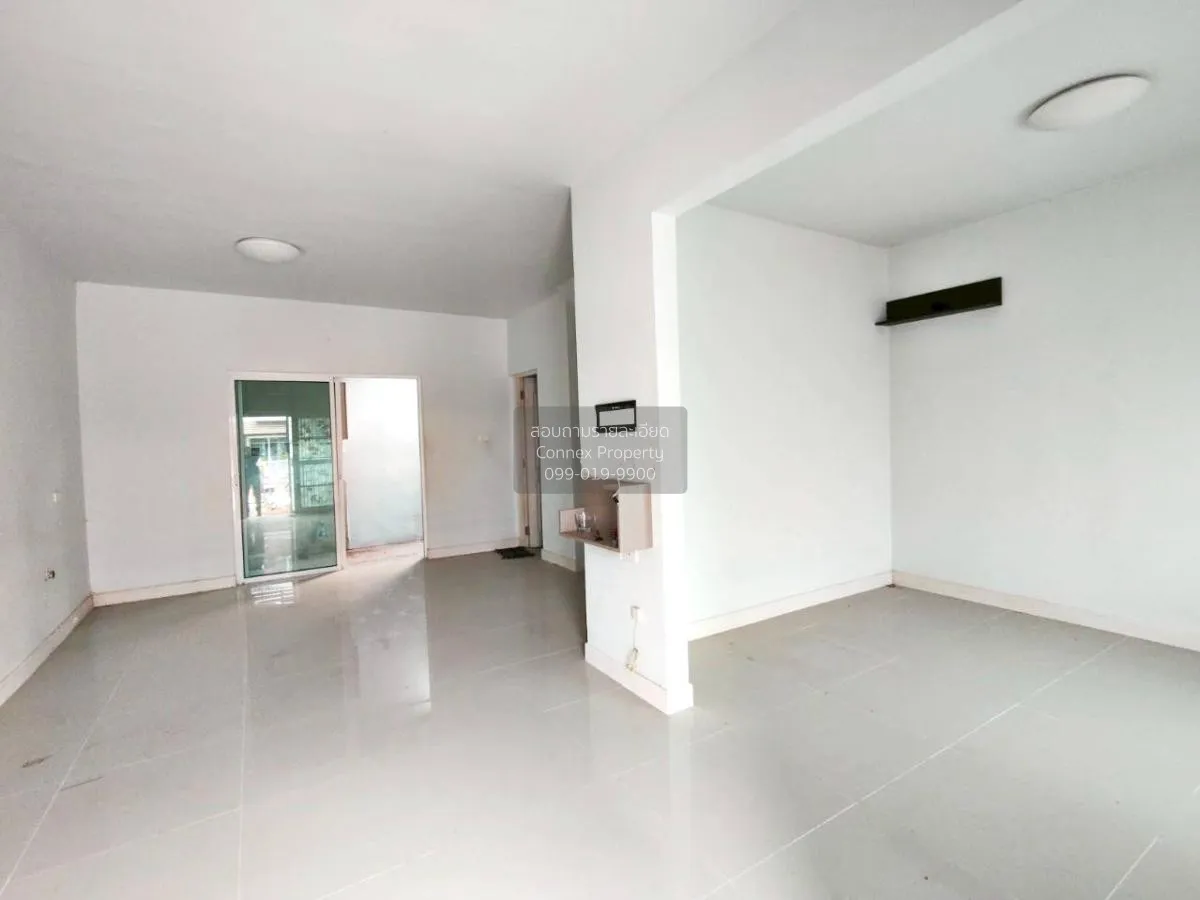 ขายทาวน์เฮ้าส์/ทาวน์โฮม  อารียา เดอะคัลเลอร์ ไทรน้อย หน้ากว้าง ไท