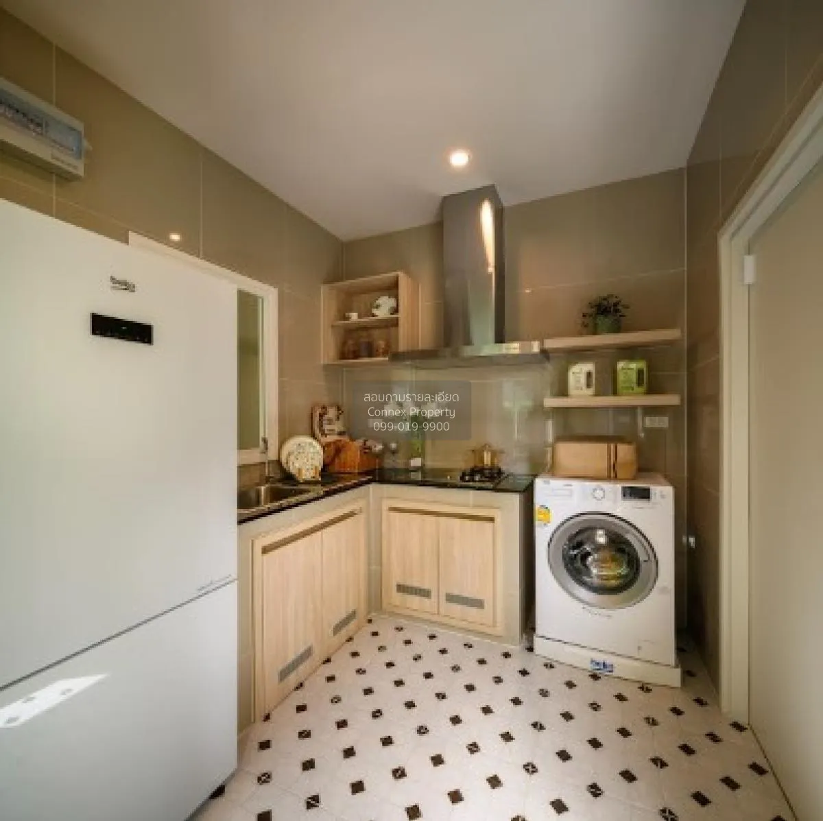 For Sale House , Saransiri Srinakarin - Phraeksa , BTS-Phraek Sa 