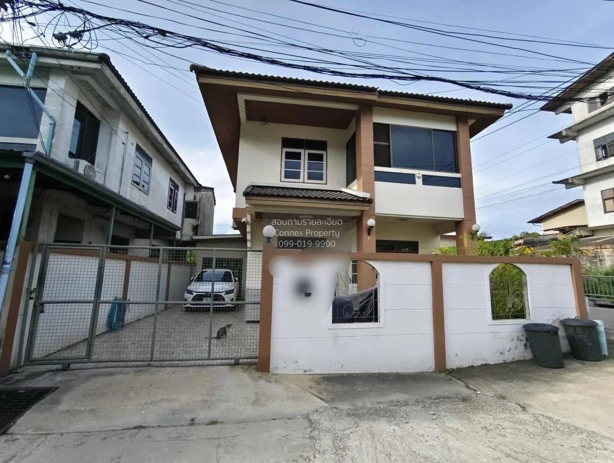 For Sale 2 - storey detached house 42.6 sq m. corner house Soi Pe 1