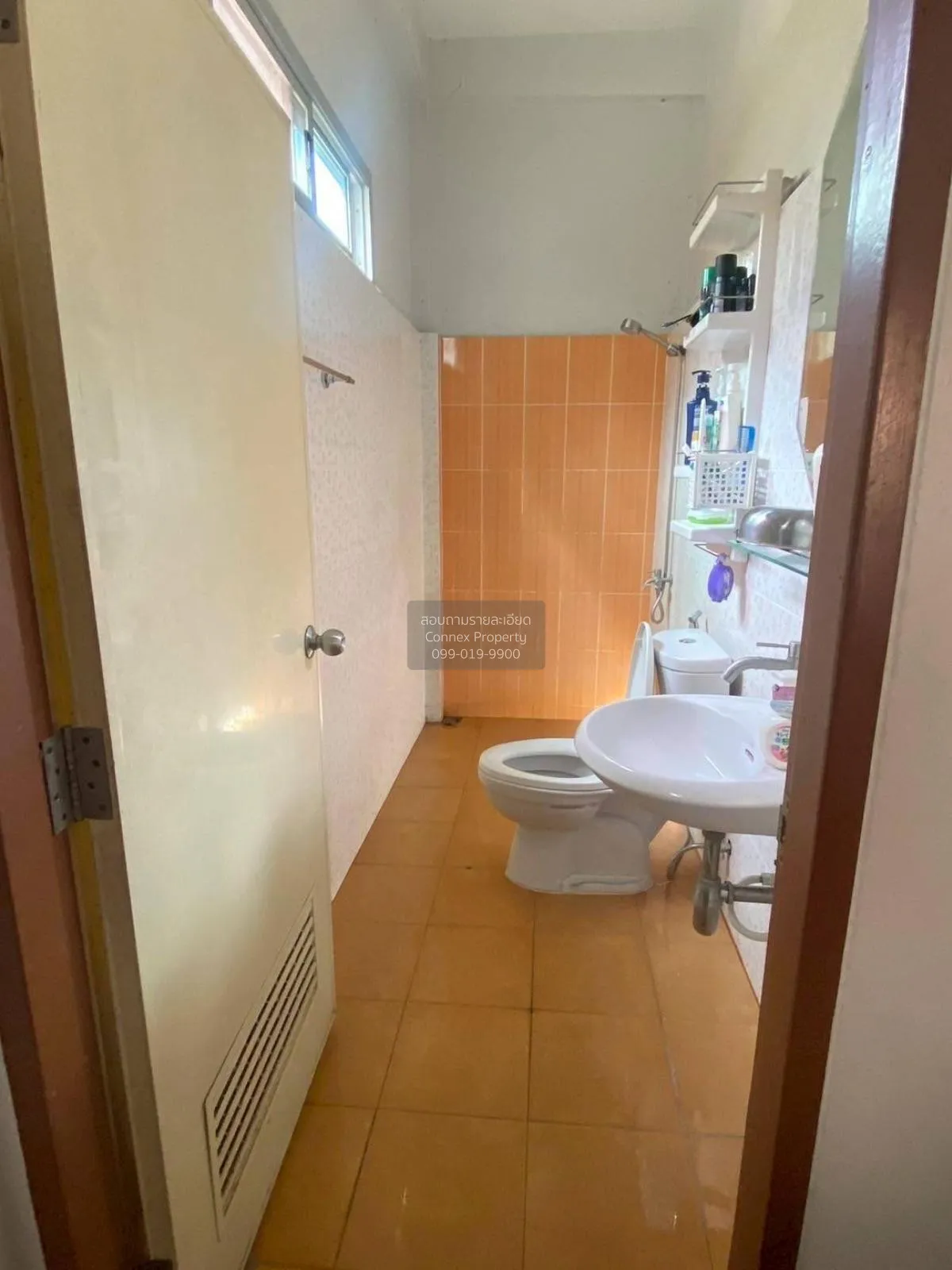 For Sale 2 - storey detached house 42.6 sq m. corner house Soi Pe