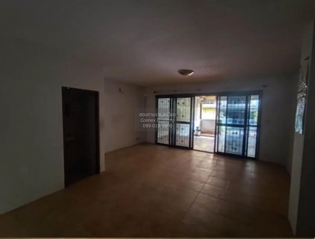 ขายทาวน์เฮาส์ 2 ชั้น พื้นที่ 150 ตารางเมตร บางละมุง ชลบุรี ห้วยให