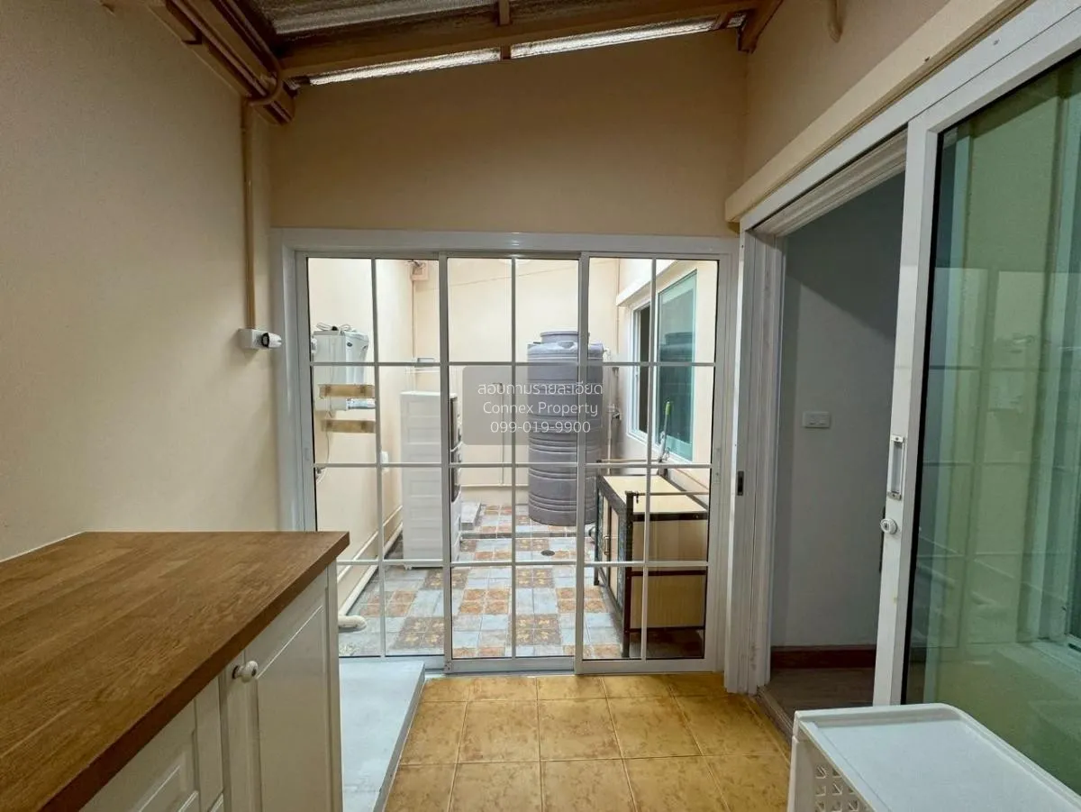 ขายทาวน์เฮ้าส์/ทาวน์โฮม  โกลเด้น ทาวน์ วัชรพล-สุขาภิบาล 5 ออเงิน  4