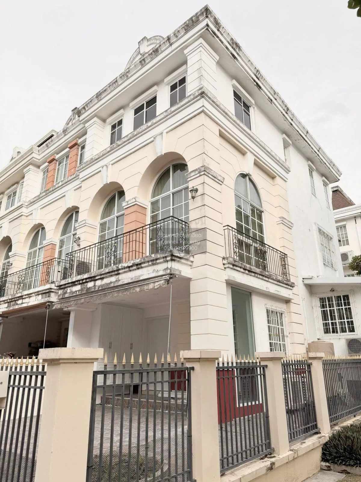 ขายทาวน์เฮ้าส์/ทาวน์โฮม  พลัสซิตี้ปาร์ค เอกมัย - รามอินทรา นวลจัน 2