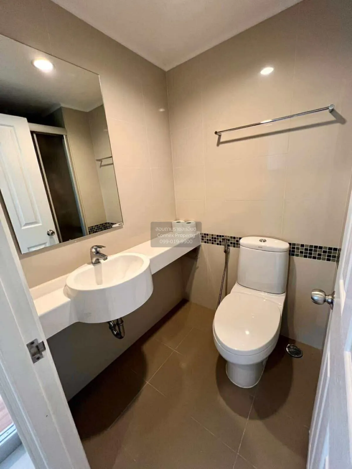 ขายคอนโด  ลุมพินี พาร์ค ริเวอร์ไซด์ - พระราม 3 บางโพงพาง เขต ยานน