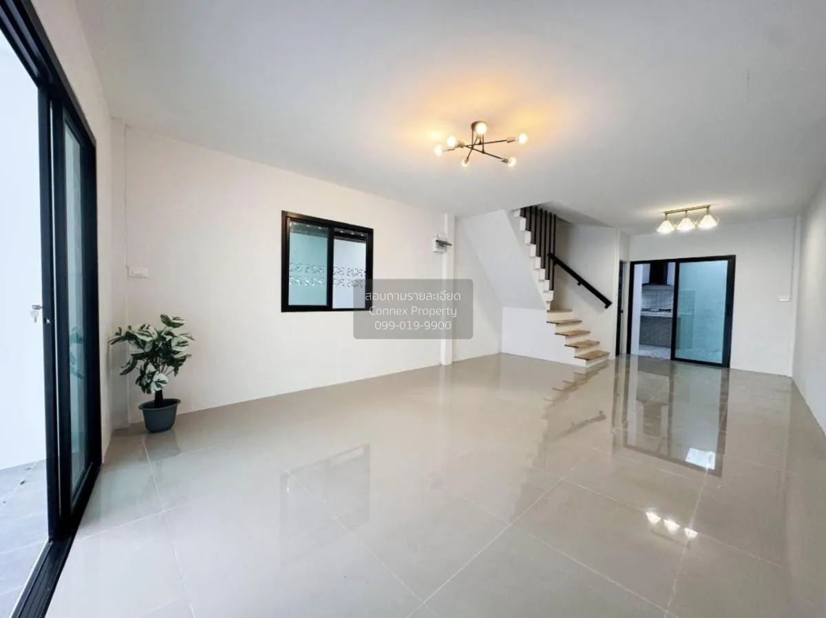 ขายทาวน์เฮ้าส์/ทาวน์โฮม  บ้านร่มประดู่ เพชรเกษม 104 ห้องมุม รีโนเ