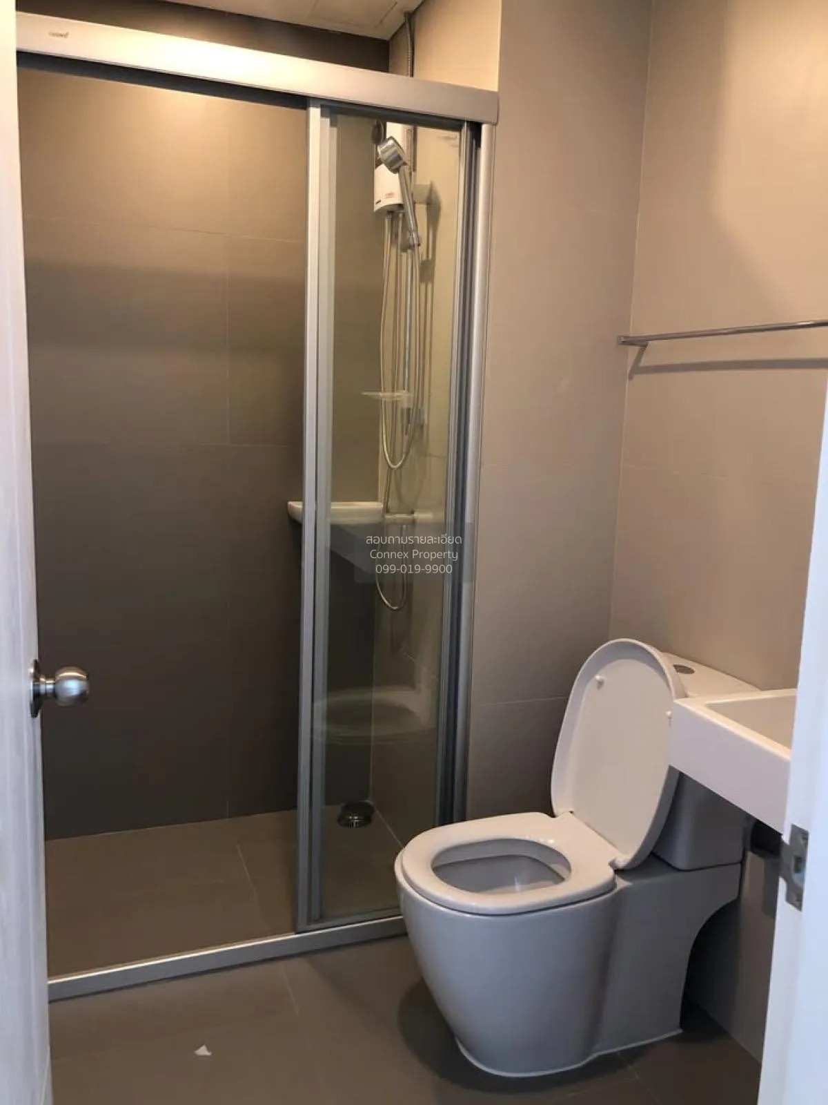 ขายคอนโด  ลุมพินี เพลส พระราม 3 - ริเวอร์ไรน์ ชั้นสูง บางโพงพาง เ