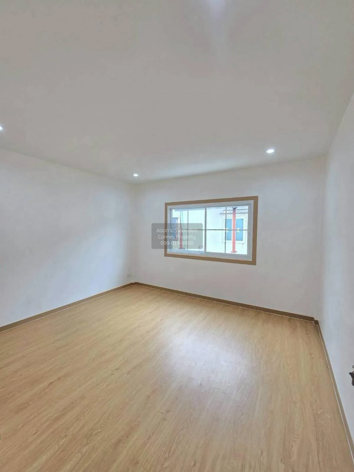 ขายทาวน์เฮ้าส์/ทาวน์โฮม  ดิเอมเมอรัลด์ พาร์ค 2 บางบัวทอง บางบัวทอ