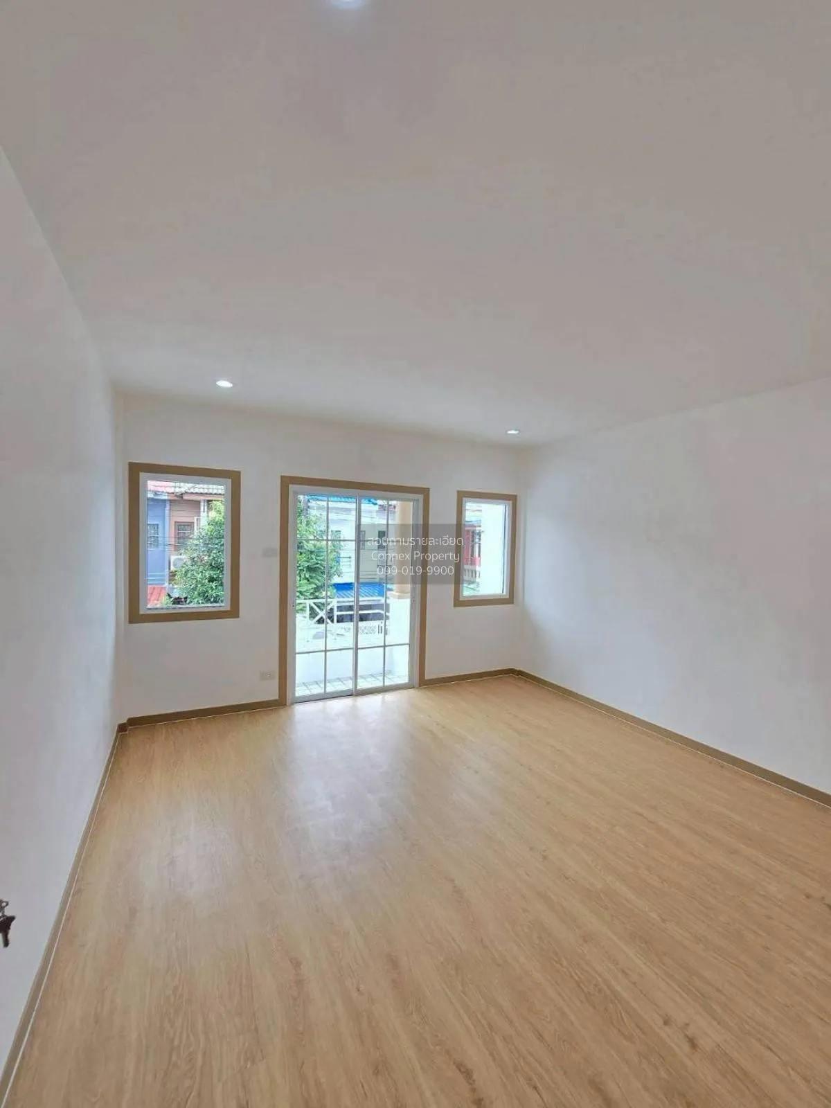 ขายทาวน์เฮ้าส์/ทาวน์โฮม  ดิเอมเมอรัลด์ พาร์ค 2 บางบัวทอง บางบัวทอ