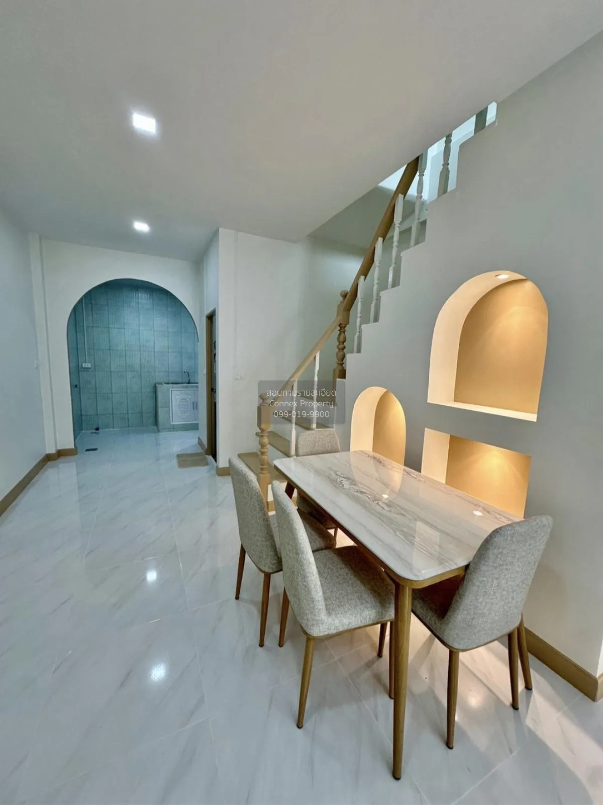 ขายทาวน์เฮ้าส์/ทาวน์โฮม  อินทราวิว  พระยาสุเรนทร์ 19 บางชัน เขต ค 4