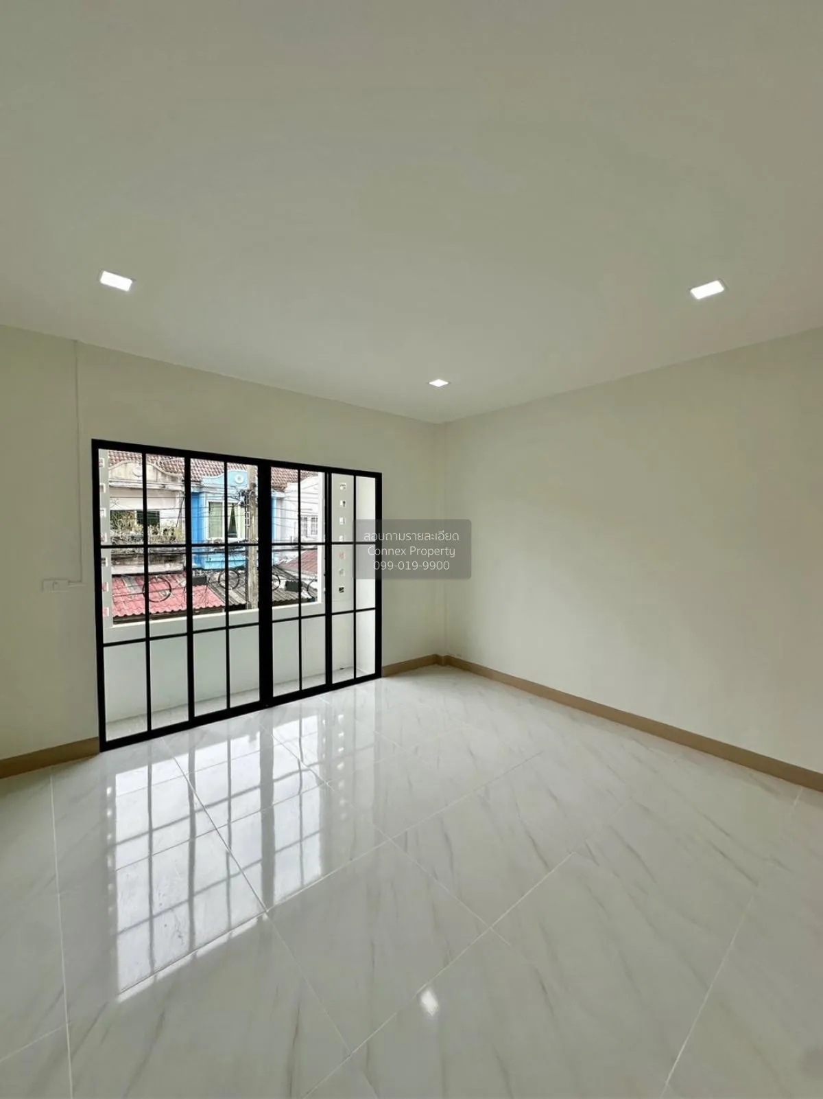 ขายทาวน์เฮ้าส์/ทาวน์โฮม  อินทราวิว  พระยาสุเรนทร์ 19 บางชัน เขต ค