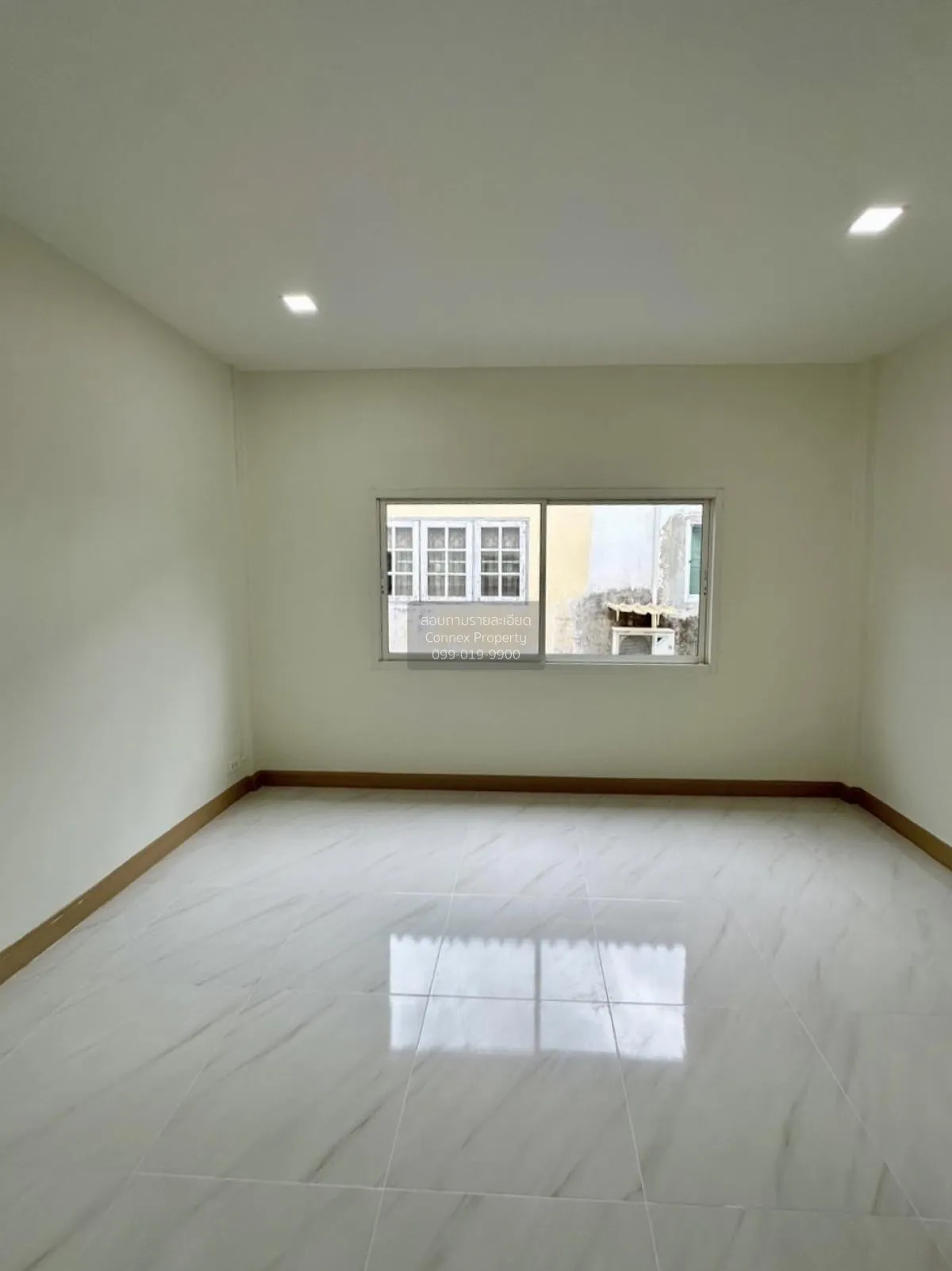 ขายทาวน์เฮ้าส์/ทาวน์โฮม  อินทราวิว  พระยาสุเรนทร์ 19 บางชัน เขต ค