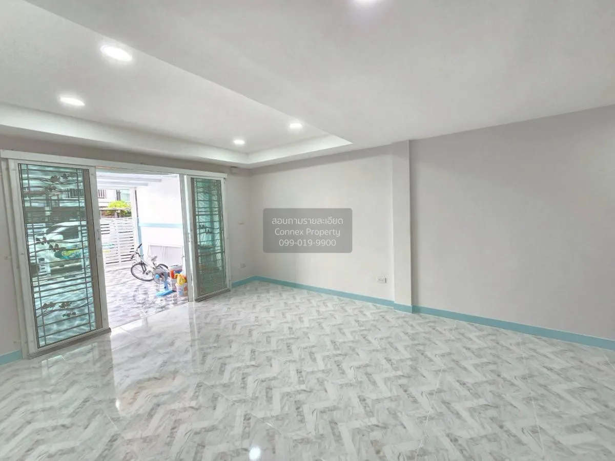 ขายทาวน์เฮ้าส์/ทาวน์โฮม  เดอะ ปาร์ค แอท แฟชั่น คันนายาว เขต บึงกุ