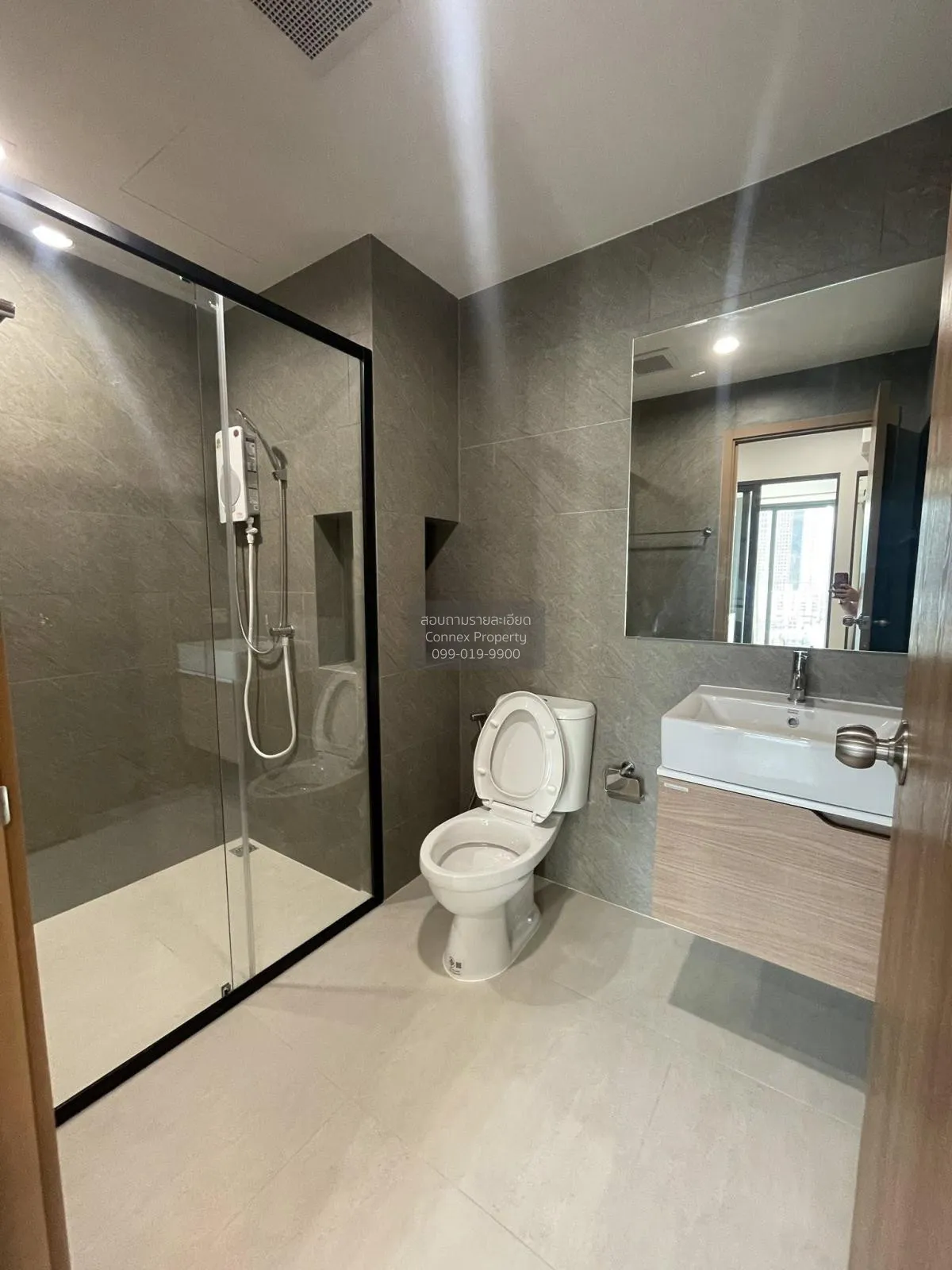 For Rent Condo , The Livin Ramkhamhaeng  , MRT-Lam Sali , Hua Mak