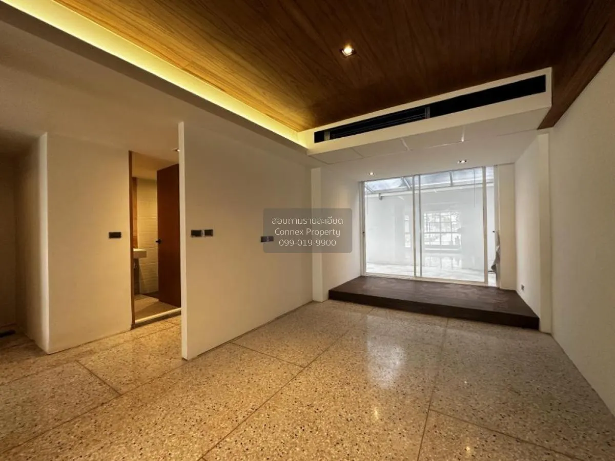 For Rent 3-storey townhouse, Rama 9 Soi 41, 28 sq m. , Suan Luang 3