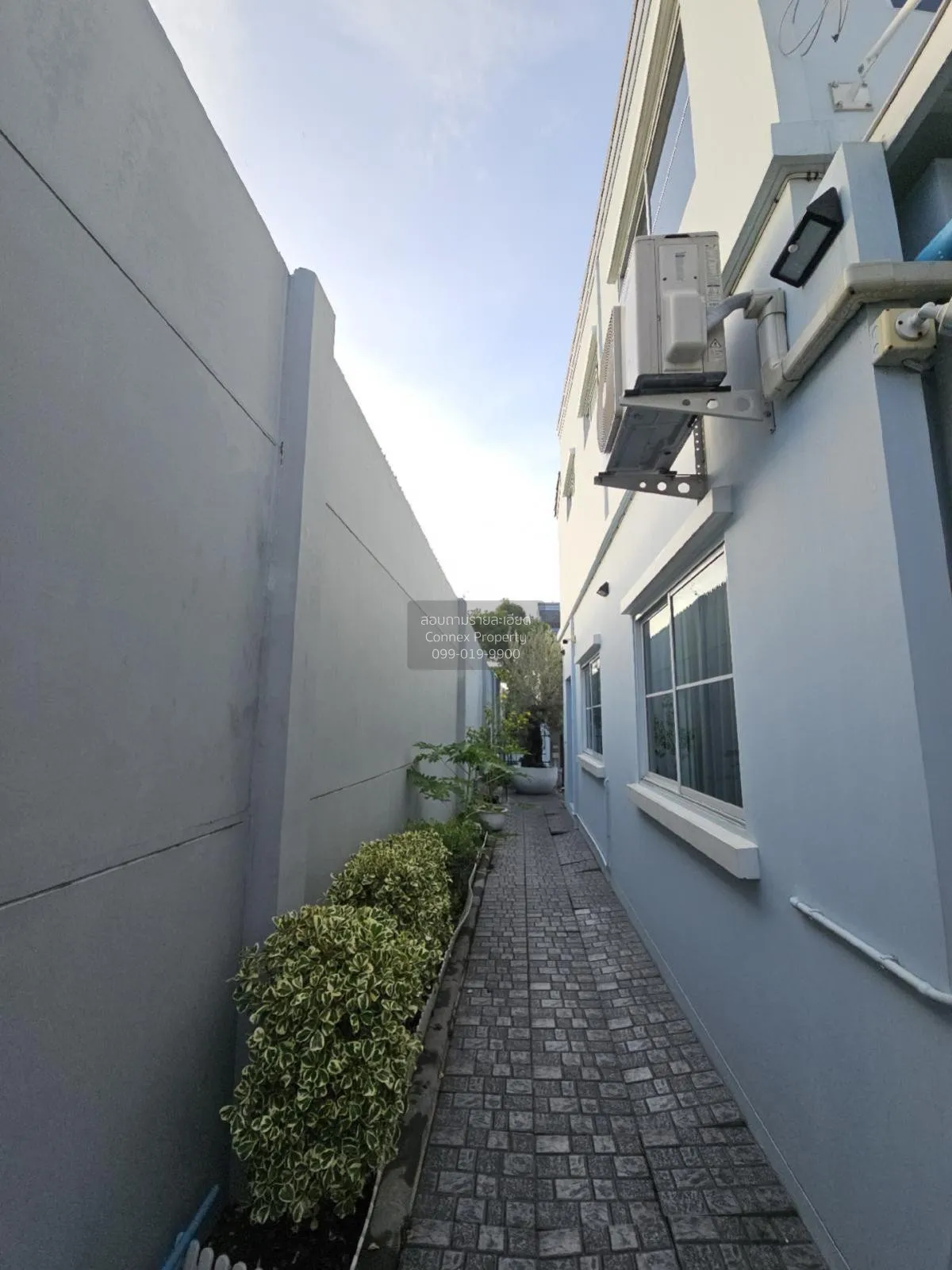 ขายทาวน์เฮ้าส์/ทาวน์โฮม  อินดี้ 4 บางนา กม.7 MRT-ศรีแบริ่ง (สายสี