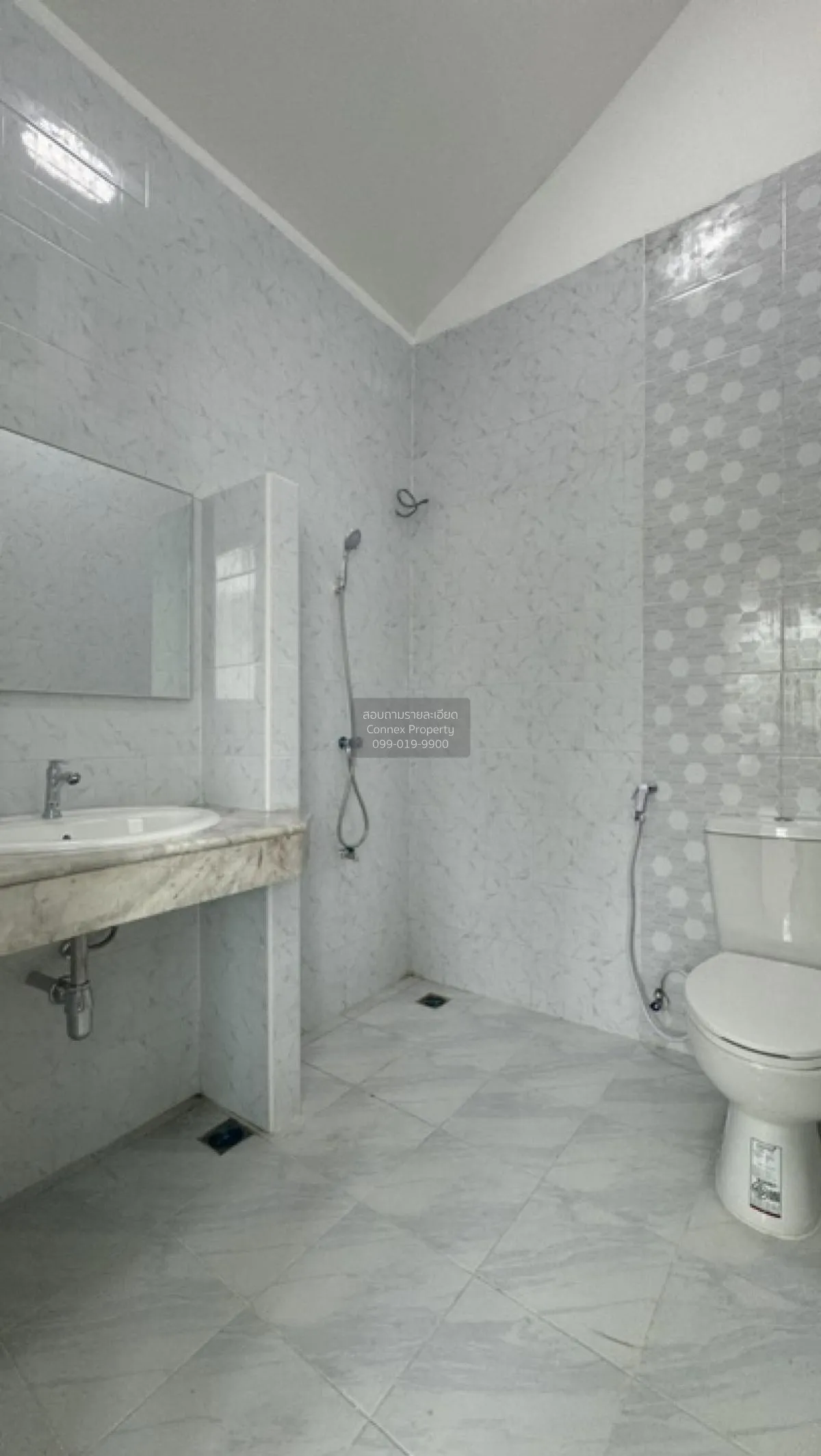 For Sale Townhouse/Townhome  , Baan Wararak Rangsit-Klong 3 , Khl