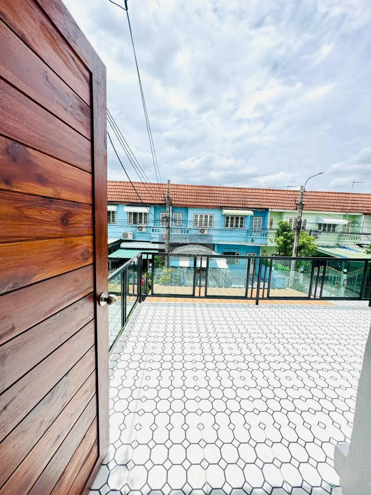 ขายทาวน์เฮ้าส์/ทาวน์โฮม  บ้านบัวทอง 3 รีโนเวทใหม่ บางรักพัฒนา บาง