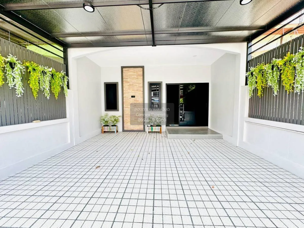 ขายทาวน์เฮ้าส์/ทาวน์โฮม  บ้านพารวย บางบัวทอง รีโนเวทใหม่ ละหาร บา 4