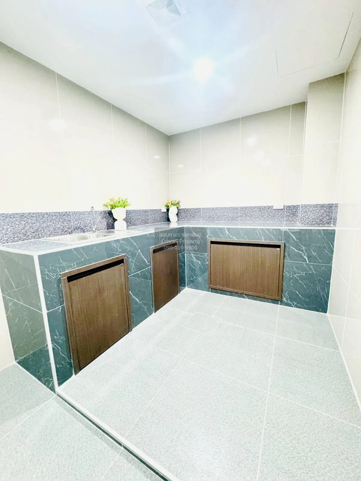 ขายทาวน์เฮ้าส์/ทาวน์โฮม  บ้านพารวย บางบัวทอง รีโนเวทใหม่ ละหาร บา