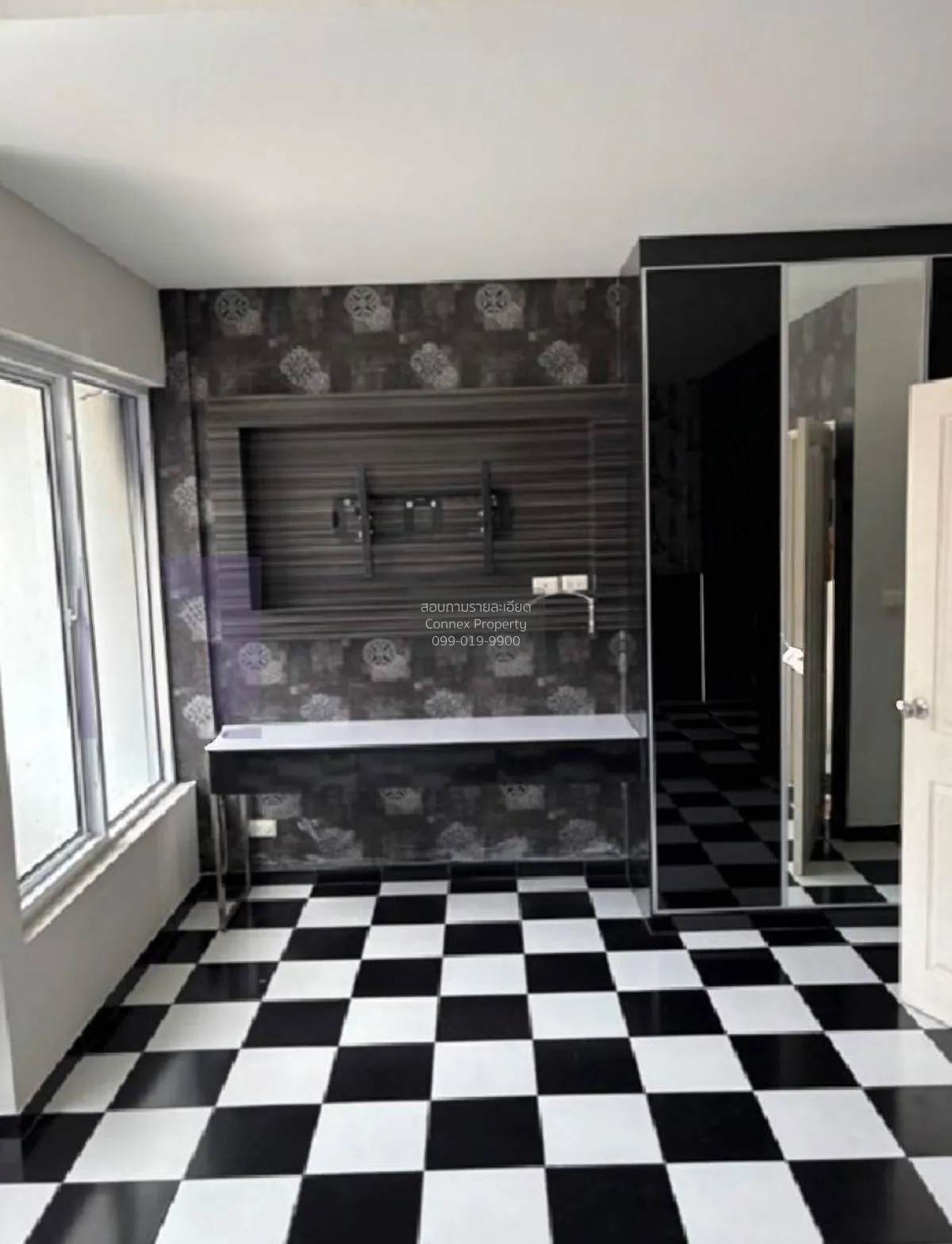 For Sale Townhouse/Townhome  , The Trust City Ngamwongwan 25 , wi