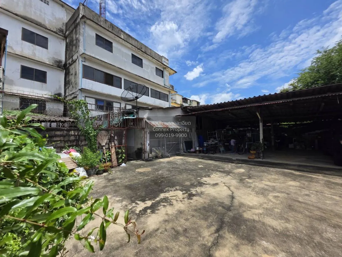 ขายอาคารพาณิชย์ 3 ชั้น พื้นที่ 139.4 ตารางวา หนองแขม กรุงเทพมหานค