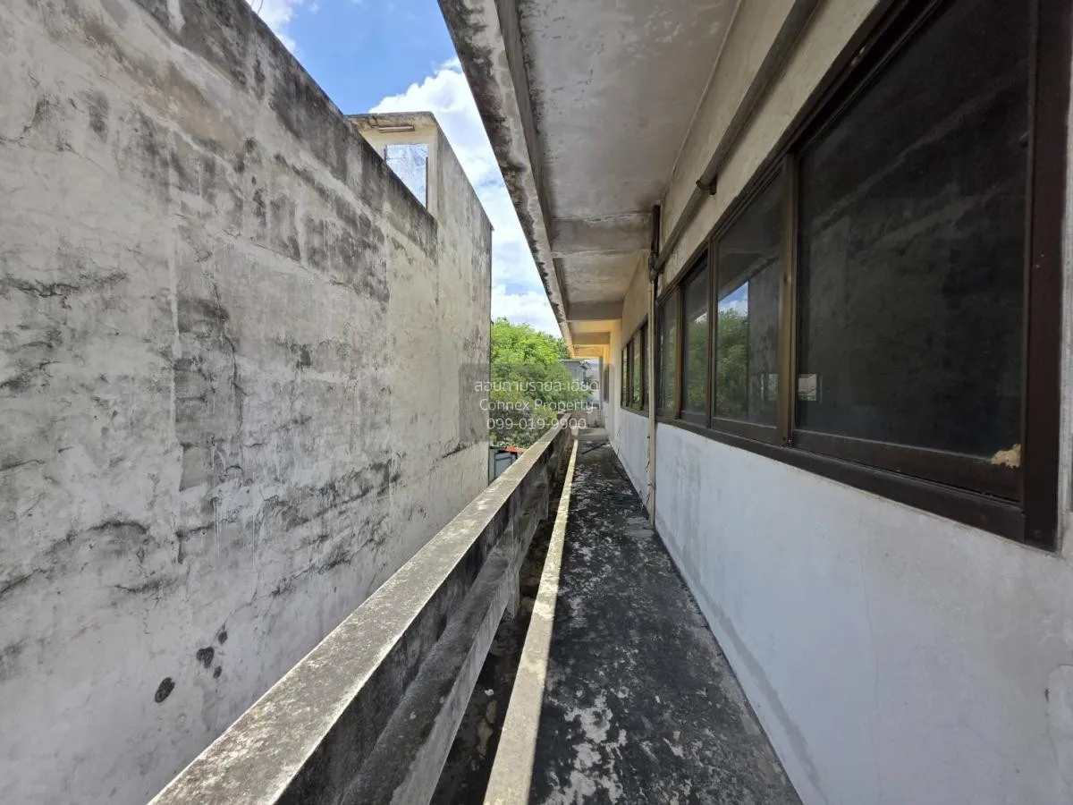 ขายอาคารพาณิชย์ 3 ชั้น พื้นที่ 139.4 ตารางวา หนองแขม กรุงเทพมหานค