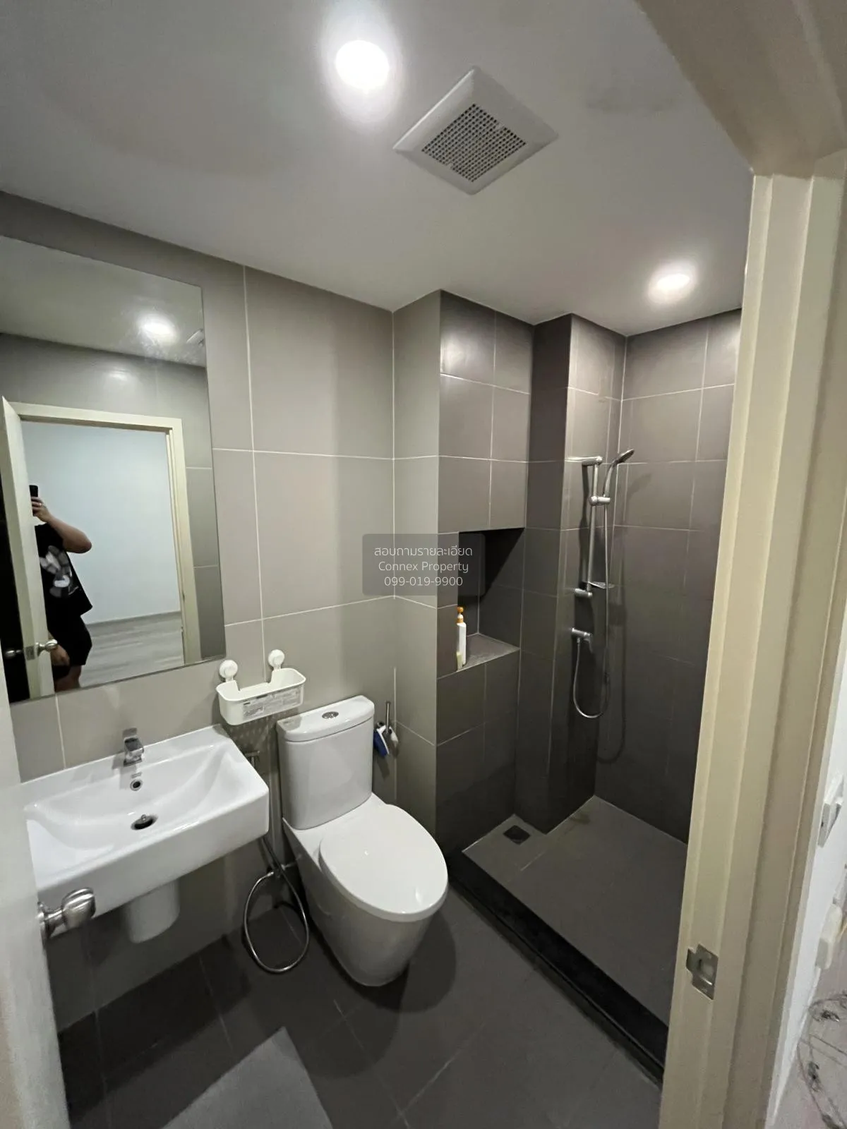 ขายคอนโด  เอลลิโอ สาทร - วุฒากาศ BTS-วุฒากาศ บางค้อ เขต จอมทอง กร