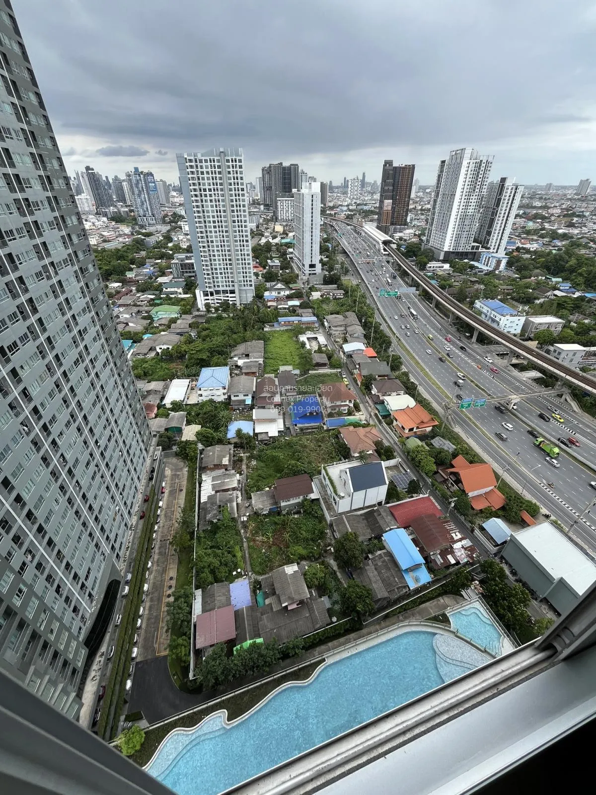 ขายคอนโด  เอลลิโอ สาทร - วุฒากาศ BTS-วุฒากาศ บางค้อ เขต จอมทอง กร