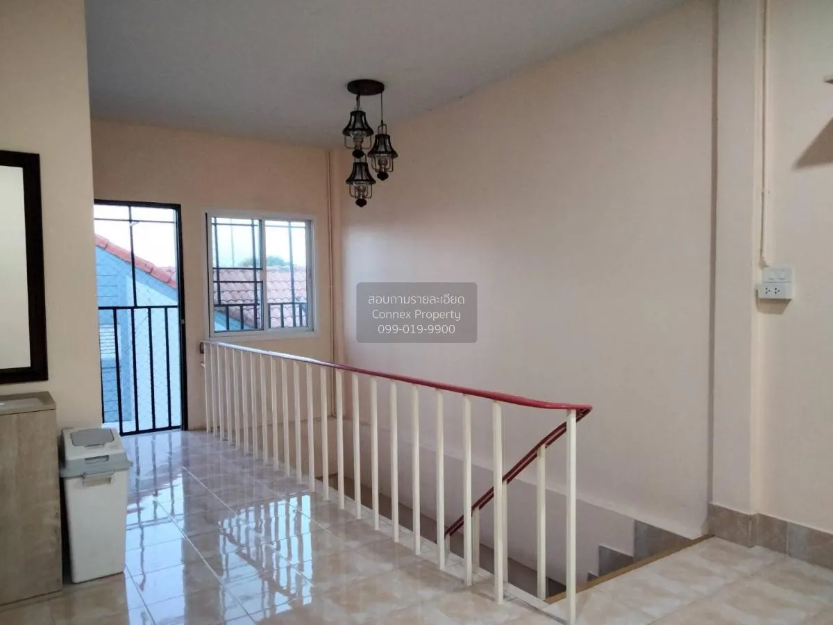 ขายตึกแถว 3 ชั้น หมู่ 5 หน้าหมู่บ้านพิมพาภรณ์ 4 อ.เมือง ชลบุรี บ้