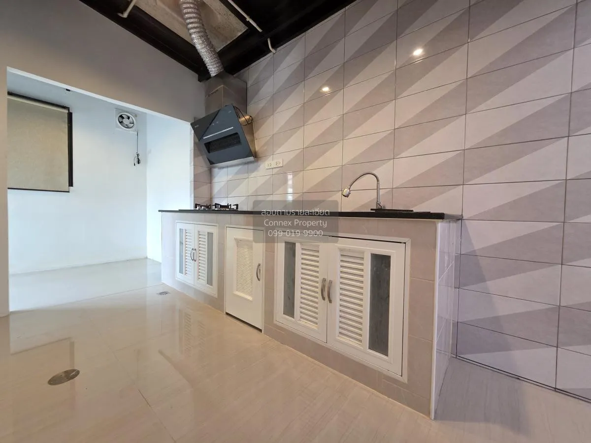 For Sale Townhouse/Townhome  , Pruksa Ville 98 Nakornin - Sirinth