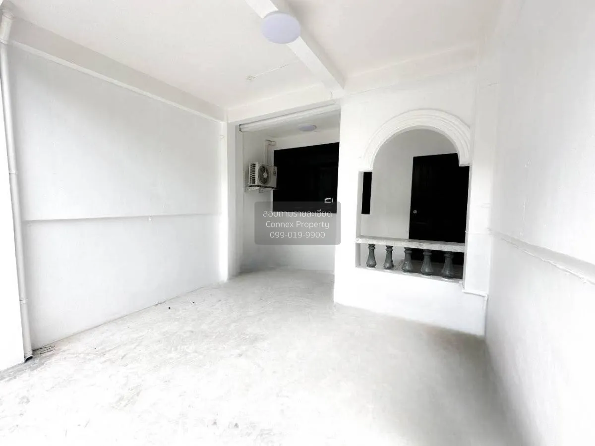 For Rent Townhouse for rent,onnut 44 , newly renovated , Bang Cha 2