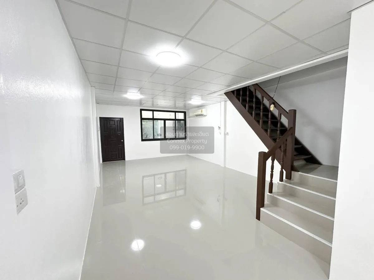 For Rent Townhouse for rent,onnut 44 , newly renovated , Bang Cha 3