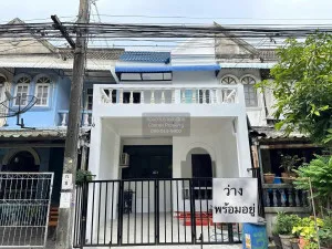 For Rent Townhouse for rent,onnut 44 , newly renovated , Bang Chak , Phra Khanong , Bangkok , CX-126096